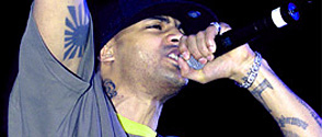 Booba sur le remix de Hands Up High de 50 Cent